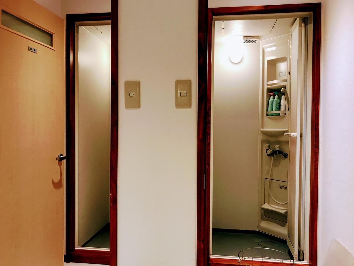 Guesthouse Lululu 無料朝食&夕食ｶﾚｰ 街まで電車8分 ﾛｰｿﾝ隣 Kōchi Exteriör bild